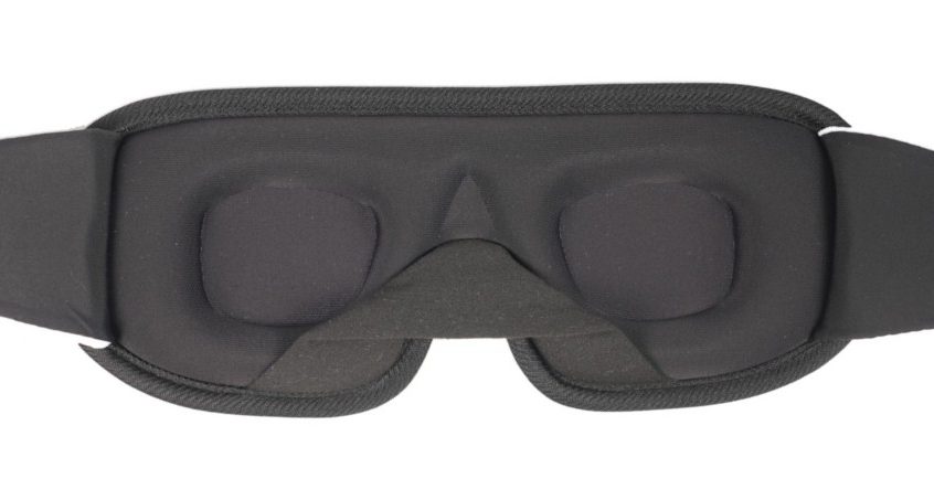 Musta Unimaski Premium sisäpuoli 3D-muotoilulla